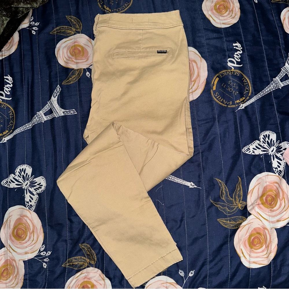 Hollister Super Skinny Chino Pants